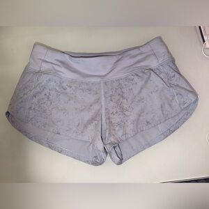 Lululemon Speed Up 2.5” periwinkle printed short